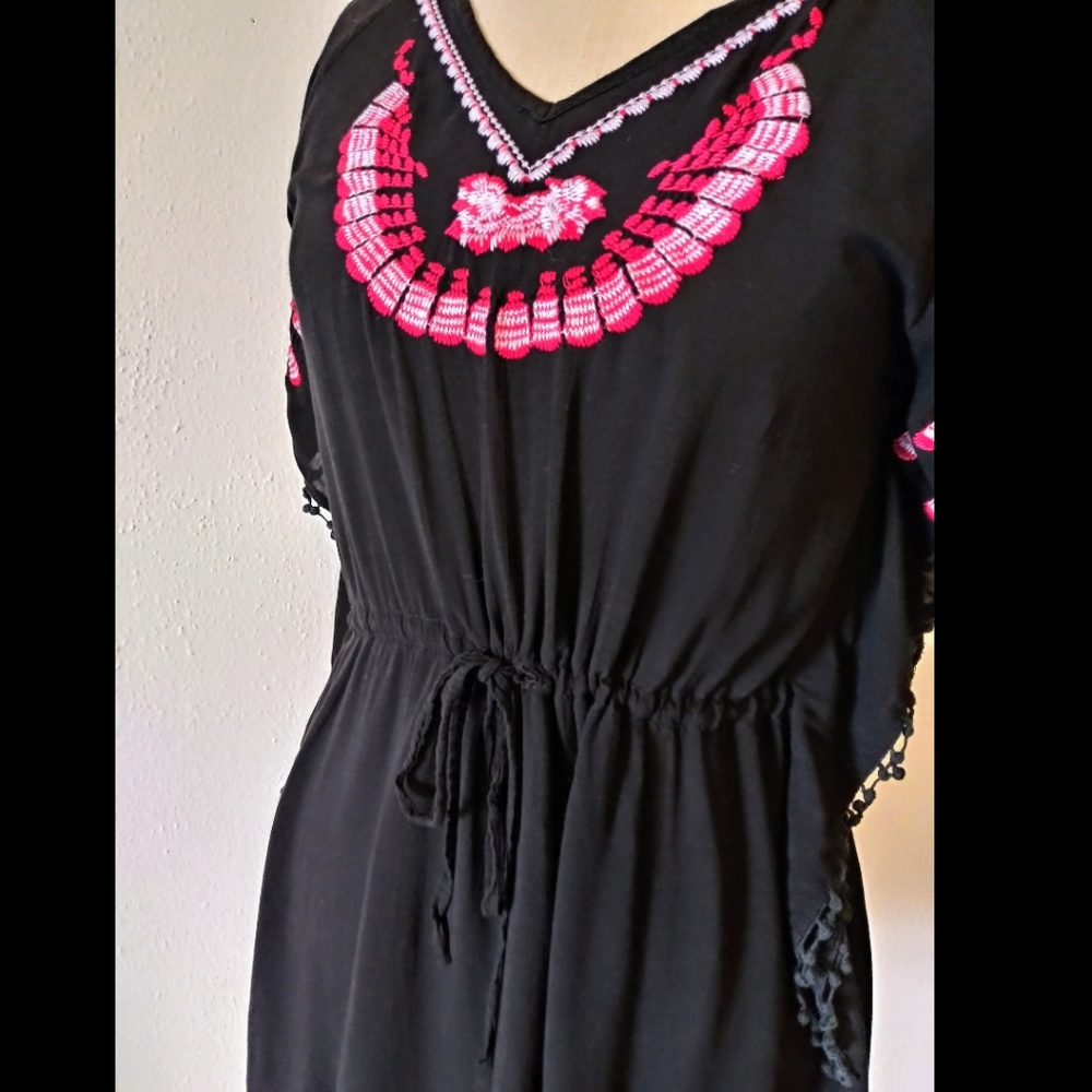 Romeo & Juliet Couture black embroidered top